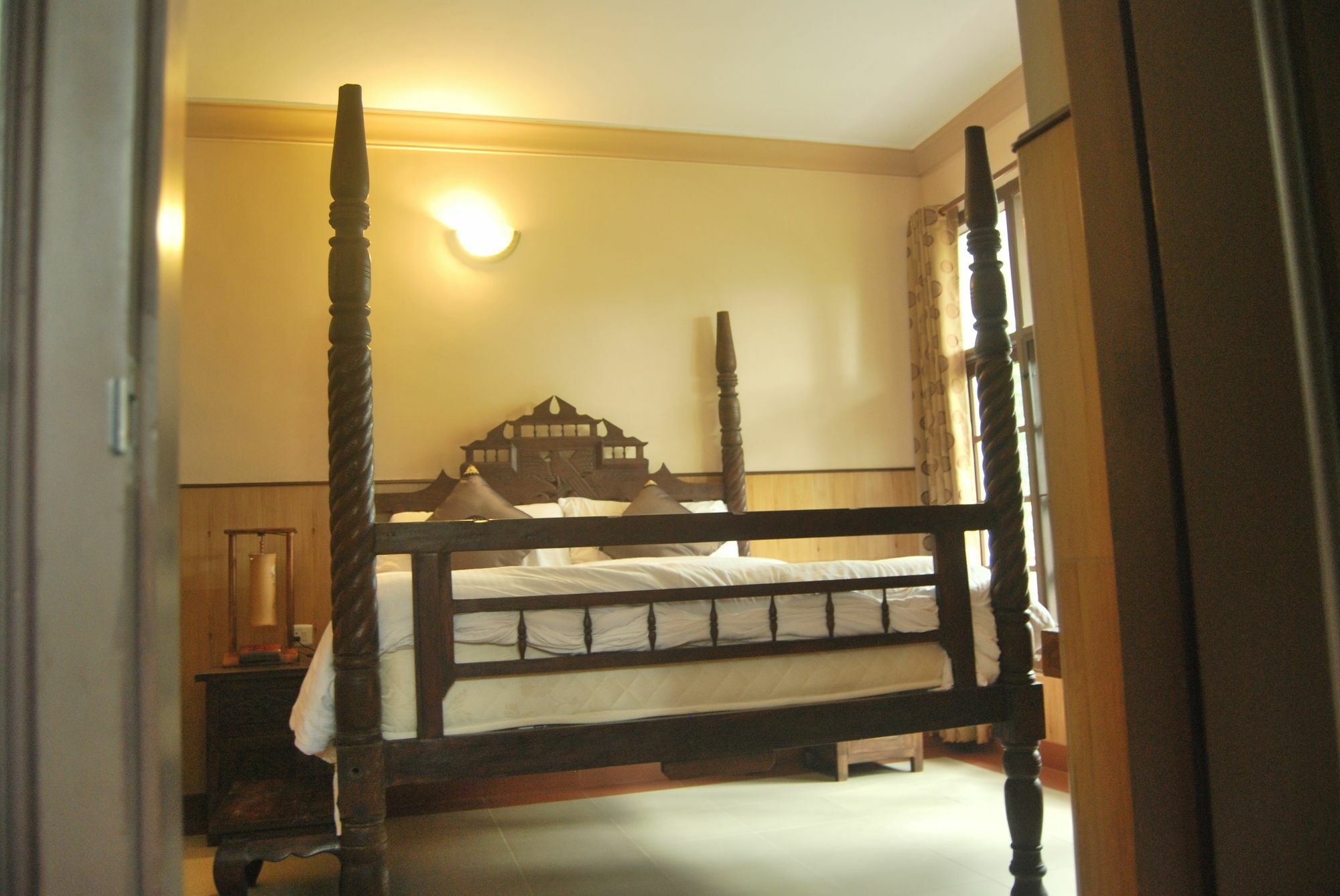 T Cherry Villa Мунар Екстериор снимка
